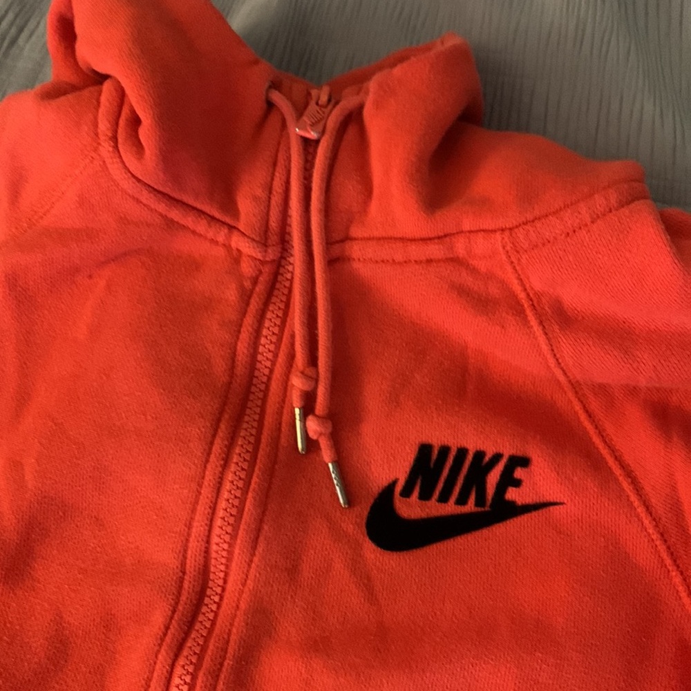 Nike sweater